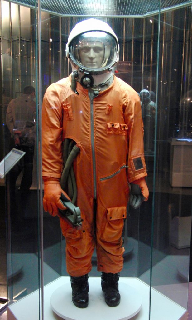 Colour photograph of the soviet SK1 ground training space suit on display at the memorial museum of space exploration