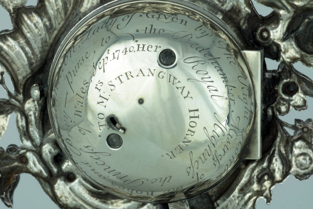 A photograph of the inscription on the back of the clock