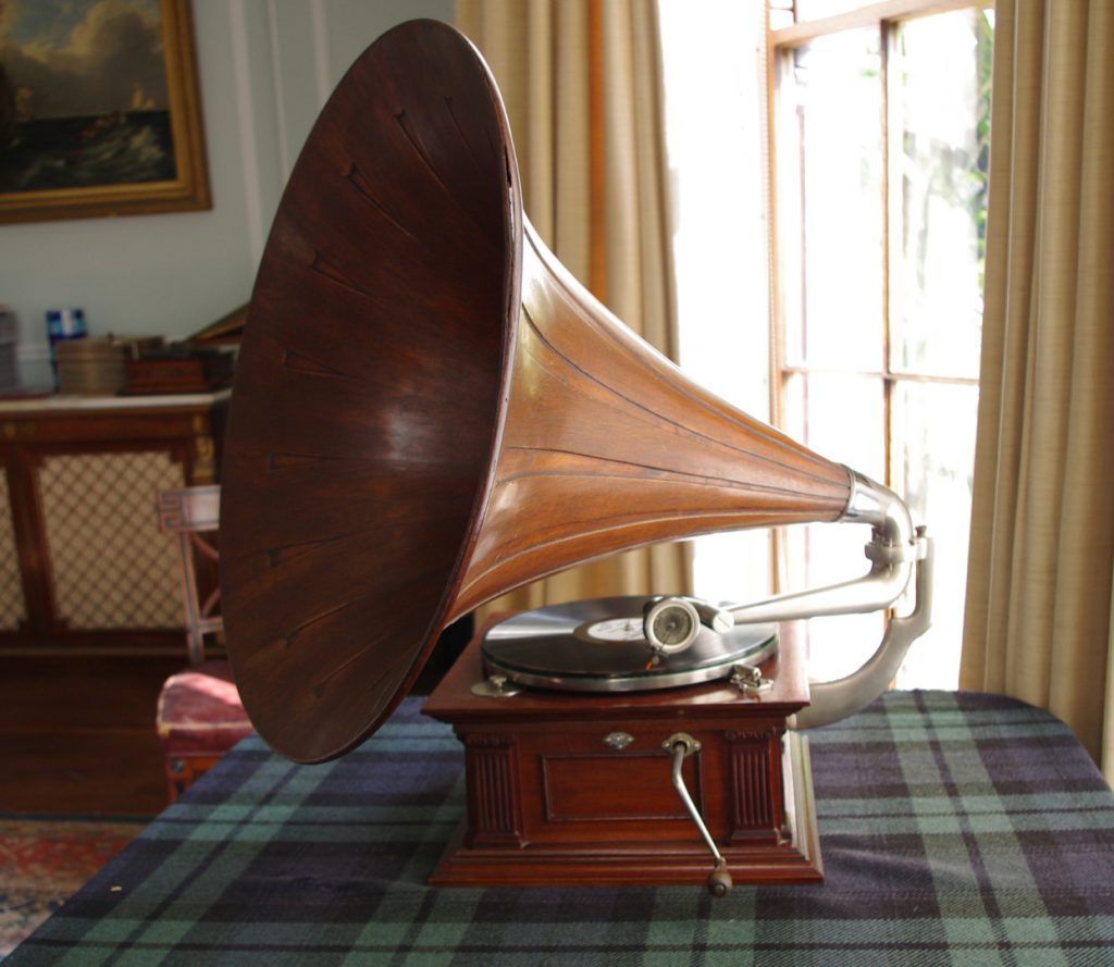 Colour photograph of a gramophone from circa 1910