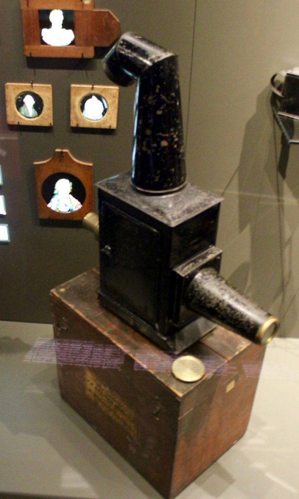 Colour photograph of the Improved Phantasmagoria Lantern by Philip Carpenter 1821-1833