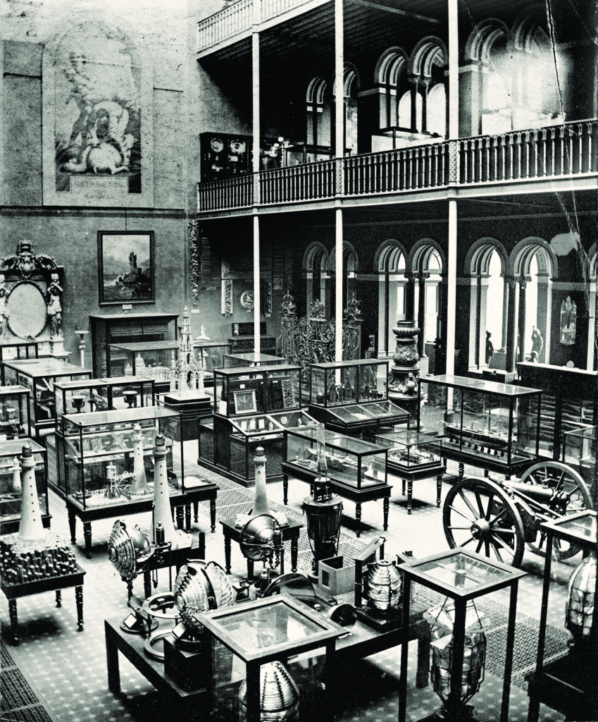 Black and white photograph of the Great Hall in the Edinburgh Museum of Science and Art
